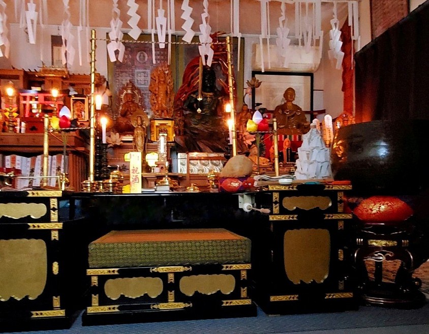 王城院　尊　前